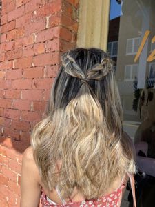 12/six.one Salon photo 6