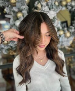 12/six.one Salon photo 8