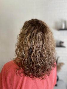 12/six.one Salon photo 15