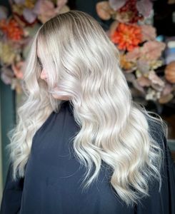 12/six.one Salon photo 18