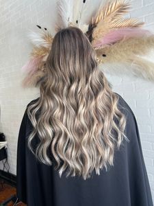 12/six.one Salon photo 26