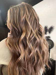 12/six.one Salon photo 29