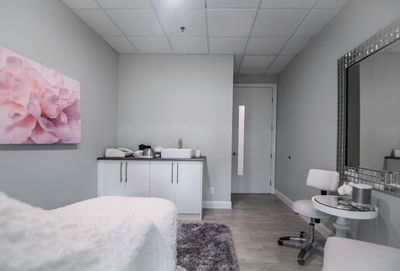 The Laser Lounge Spa Naples photo 5