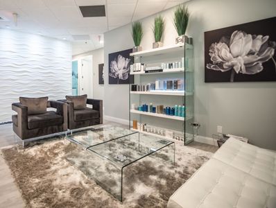 The Laser Lounge Spa Naples photo 6