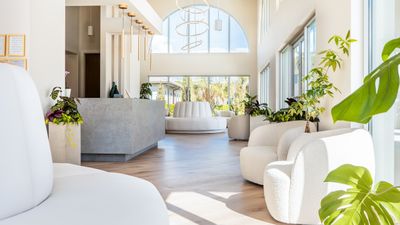 Naples Aesthetic Institute: Kiran Gill, MD