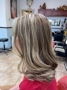 Vicky’s Beauty Salon photo 13