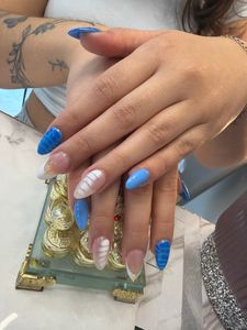 Sunny Lux Nails photo 40