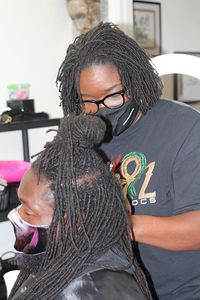 Loc’d Rootz photo 4