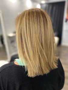 the SALON Naples photo 2