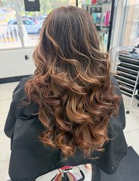 HAIR CREATIONS M&M