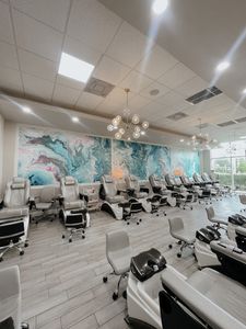 Tipsy Salon Bar Naples photo 24