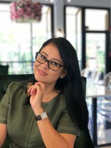 Esther’s Eyebrows photo 8