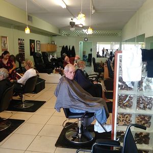 Tiffany’s Hair & Nail Salon photo 10