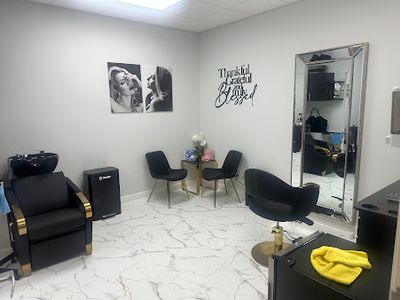 Delfis Salon (Dominican Hair Stylist)