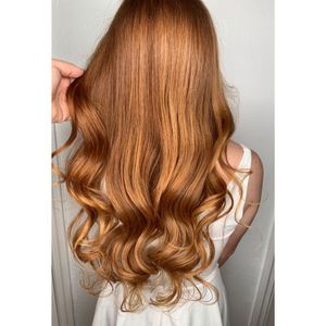 She She on 5th Blow Dry Loft & Salon