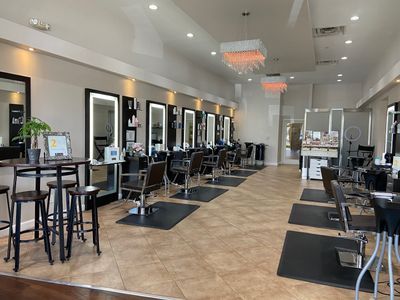 The Beauty District photo 42