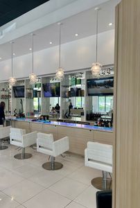 Air Bar Blowouts & Extensions Blow Drybar photo 4