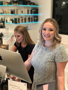 Air Bar Blowouts & Extensions Blow Drybar photo 10