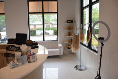 Air Bar Blowouts & Extensions Blow Drybar photo 13
