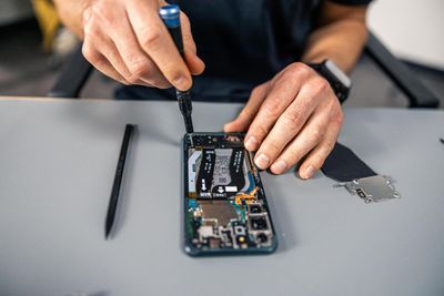 uBreakiFix – Phone and Computer Repair photo 4