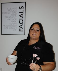 Smooth Skin by Samantha photo 27