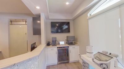 Specialists in Implant Dentistry – Dr Matthew Holtan photo 16