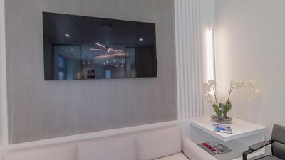 Specialists in Implant Dentistry – Dr Matthew Holtan photo 29