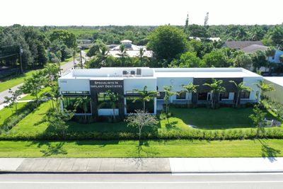 Specialists in Implant Dentistry – Dr Matthew Holtan photo 43