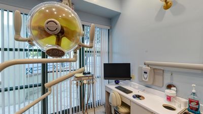 Optimal Dental Fitness of Naples – George Mantikas, D.M.D photo 55