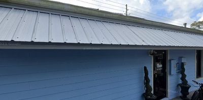 Dr. Jose Rivadeneira