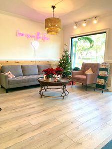 Tropical Hair photo 9