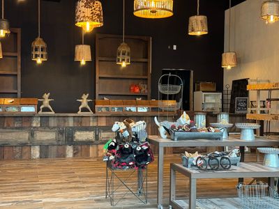 Backwoods Feed & Grooming