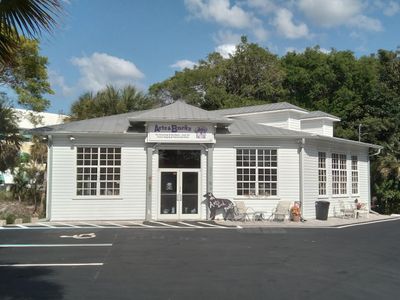 Arts and Barks Jeanette’s Pet Grooming photo 25