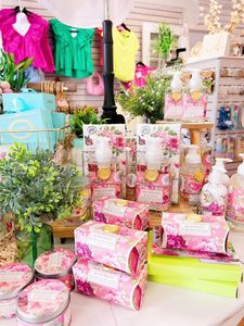 Lena Maxey Boutique & Salon photo 4