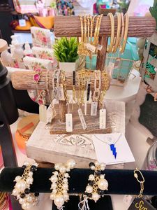 Lena Maxey Boutique & Salon photo 7