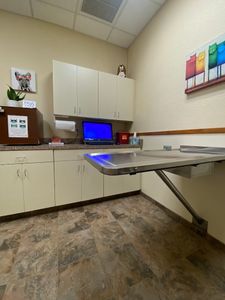 Fox & Friends Animal Hospital photo 32