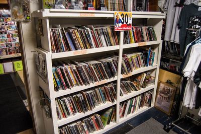 Green Shift Comics photo 83