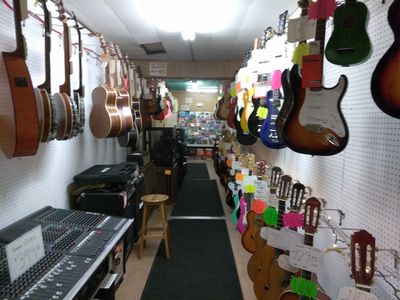 Green Shift Comics photo 37