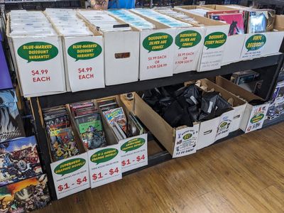 Emerald City Comics Games Toys photo 79