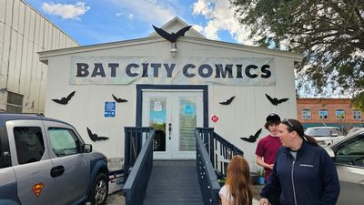 Bat City Comic Professionals photo 33