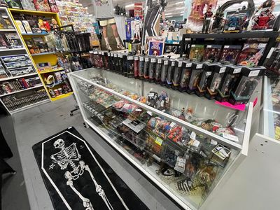 Lois Lane Comics & Collectibles photo 3