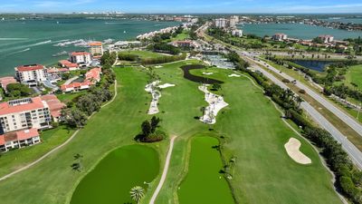 Isla Del Sol Yacht & Country Club photo 4