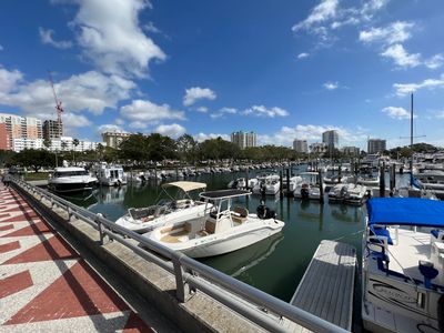 Freedom Boat Club – Sarasota: Marina Jack photo 30