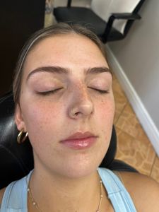 Lucky Salon – Eyebrow Threading | Waxing | Facials | Eyelash Extensions in Apollo Beach, Florida photo 33