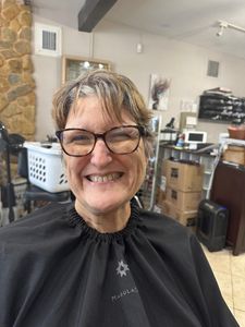 Salon Uptown Downtown photo 19