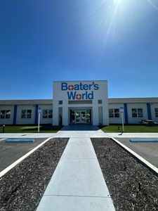 Boater’s World Marine Centers – Bradenton