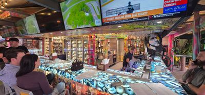 Circles Waterfront Restaurant photo 3