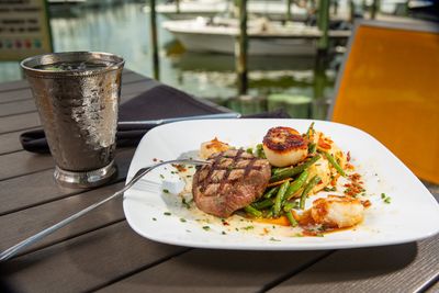 Circles Waterfront Restaurant photo 4