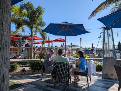 Circles Waterfront Restaurant photo 16