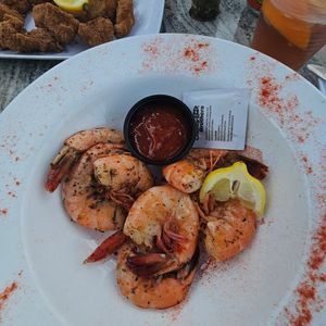 Circles Waterfront Restaurant photo 18